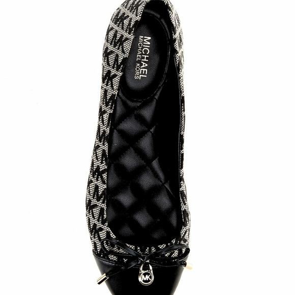 Michael Michael Kors Women's Melody Toe Cap flat shoes - Picture 3 of 3